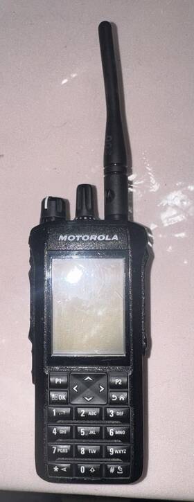 Motorola Aah06ucn9wb1an R7 Two-way Digital Radio Mototrbo 403-512m - Used
