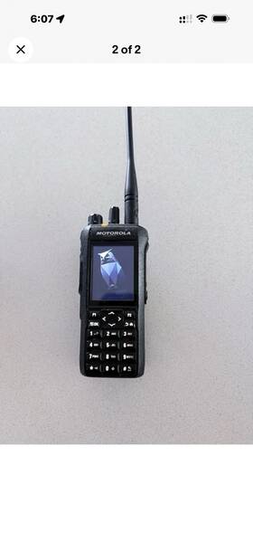 Motorola Aah07jdh9ra3an R7 Portable Two-way Radio Walkie Talkie With Keypad And Display