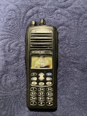 Aah25sdn9dbu8an Motorola Ht1550 Xls Uhf 450-527 Mhz 255 Channel Front Panel Programmable Gmrs