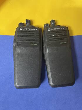 Motorola Aah55tqdc9la1an Lot Of 2x Xpr 6300 Radio Aah55tqdc9ja1an No Battery Antena