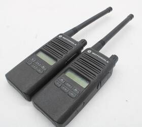 Aah87jdh9jc2an Motorola Lot Of 2 Cp100d Uhf Radio Walkie Talkie Analog