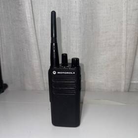 Aah87ydcjc2an Motorola Cp100d Uhf Analog 403-480mhz 16 Ch Model