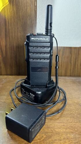 Aah88jcd9sa2an Motorola Sl3500e Two-way Portable Radio Bluetooth And Vhf