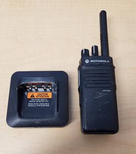 Motorola Ahh02rdc9va1an Xpr 3300e Two Way Radio