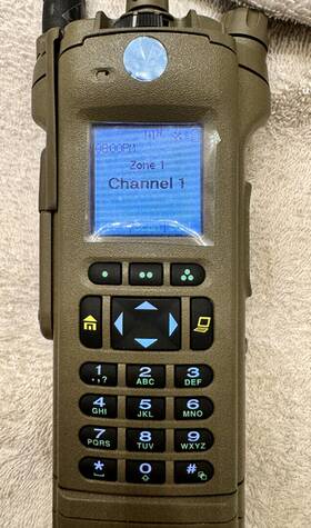 Apx8000-srx2200 Motorola Apx8000-srx 4 Band Uhf1 Uhf2 Vhf 7/800 Oem Army Combat Housing Mic