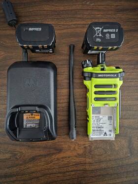 Motorola Apx8000xe-h91tgd9pw7an Used Apx8000 Green With Tags-great Shape