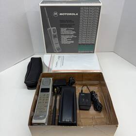 F09szd8403dg Motorola Radio Model Handheld Untested No Battery
