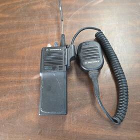 H01ucc6du3an Motorola H01rfh9aa7an Parts Only Non-working Mtx Ls Uhf 806 870mhz 2-way Fm