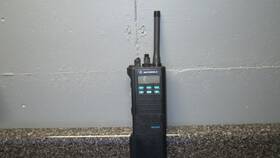 H04sdfnpw7an Motorola Astro Handie- Talkie Fm Radio With Battery No Charger