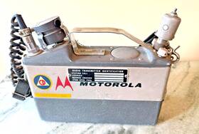 H21aac-1001am Motorola Vintage Handie-talkie Fm Transciever Low Brand - Collectable