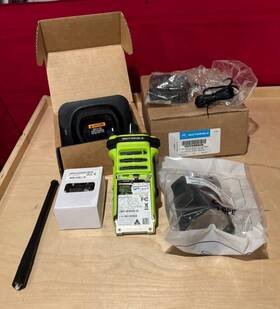 H98kdf9pw6an Motorola Apx6000/xe Vhf With Accs Factory Tagged