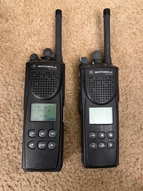 Ho9sdf9pw7bn Motorola Lot Of 2x Xts 3000 Uhf Model Ii P25 Portable Radios -