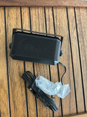 Motorola Hsn8145as Speaker/motorola Blank Used. 7.5-watt External Mobile Speaker