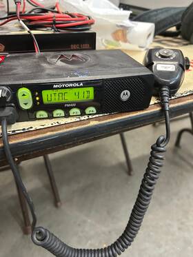 M50rpf9aa3an Motorola Pm400 Uhf 438-470 Mhz 40 Watt Mobile Radio
