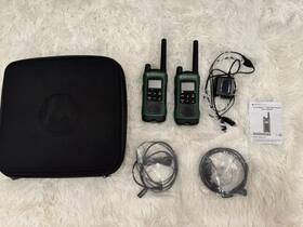 Mn001126a01-ag Motorola Talkabout T465 Radio 2 With Charger Earpieces Case