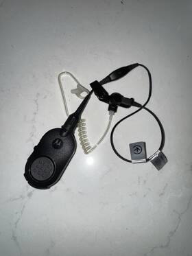 Nntc2570c Motorola Ntn2570c Bluetooth Mission Critical Wireless Earpiece With 12ftft Cable