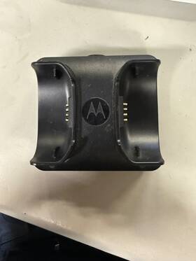 Motorola Pmln7120a Oem Wireless Remote Speaker Microphone Rsm Dual Unit Charger