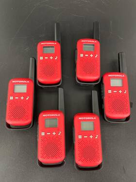 T110 Motorola Solutions 759159722577 16 Mi. Two-way Portable Radio 6-pack