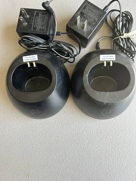 T7100c01 Motorola 2 Two Way Radio Chargers