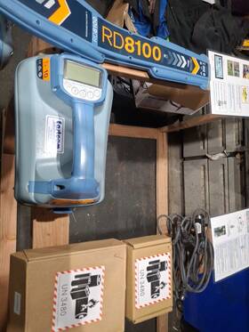 Spx8100 Radio Detection Locator Set And Transmitter Kit. Plus.extra Batteries