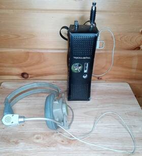 Trc-28 Realistic Super Rare Portavox Voice Activated 2 Way Radio W Headset