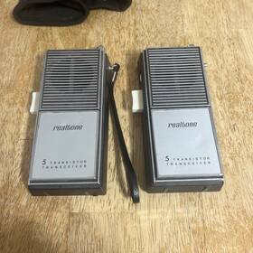 Realtone 5151-a 2 Realtime 5 Walkie Talkies Model# In Unknown Working Condition