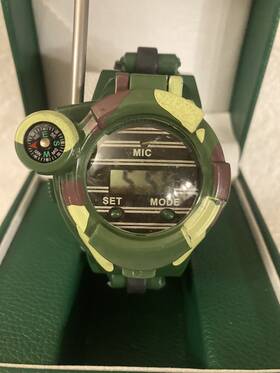 Sportsvoutdoors 669665365086 1 Walkie Talkie Watch Spy Army Toys For Age 8-12 7 In Digital