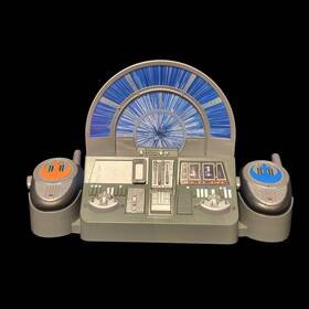 Sw-216 Star Wars Walkie Talkie Two Way Radios Millennium Falcon Command Center
