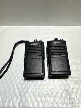 D-800 Tekk Lot Of 2 Tekk-radios Portable Two-way Radio 2-way / No Battery