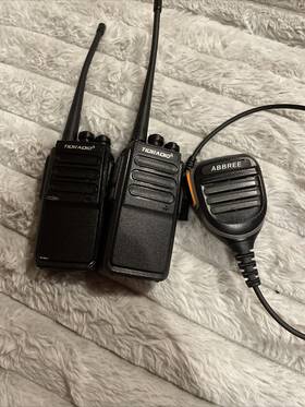 Td-777 Tidradio With Shoulder Mic