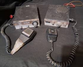 Realistictrc-24c Tomcat And Realistic Tomcat23b 2 Vtg Cb Sound Radios