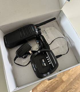 Xtr300 Two Way Direct Uhf Digital And Analog 5-watt Radio