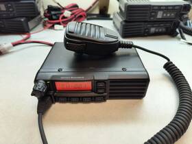 Vertex Standard Vx-2200-g6-25 Uhf Band 400-470mhz With Microphone