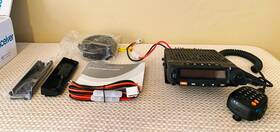 Kg-1000g Wouxun Kg-1000 Gmrs Fantastic Shape Instruction Book And All Hardware