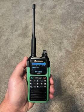Kg-q10g Wouxun Handheld Gmrs Radio - Green Very Lightly Used