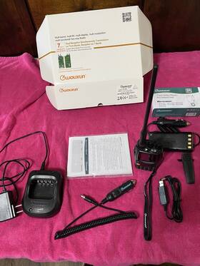 Kg-uv9p Wouxun Dual Band Uhf/vhf Amateur Radio With Multiple Extras