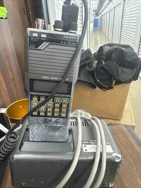 Yaesu Do-727r Tawau Handheld Dual Band Ham Radio With Charger