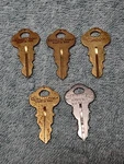 5X Genuine Motorola Base Cabinet Locking Bracket Radio Key #2135 Chicago Co. Fixed Price $24.99.