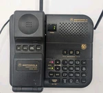 Vintage Motorola Cordless Secure Clear Telephone Model 5625 W/ Base As-is. Fixed Price $69.99.