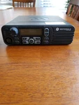 **look**motorola Xpr 4500 AAM27JQH9JA1AN Mobile Radio*absolute Sale Auction. Fixed Price $100.00.