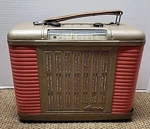Arvin 250-P Portable Lunch Box Tube Radio Am Only Read. Fixed Price $75.00.