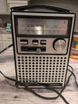 Vintage Lloyds Portable Radio Am/fm Ac/dc 289A Series Model N710 With Case Works. Fixed Price $31.99.