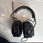 *read* 3M Peltor Power-com Plus MT53H7A4610 Powers On *untested* Used. Fixed Price $99.99.