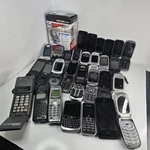 Lot Of 29 Vintage Cell Phones Nokia Samsung Motorola Blackberry Sanyo Untested. Fixed Price $99.00.