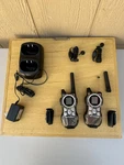 Motorola MR355 Talkabout 2-WAY Radio Walkie Talkie- Pair Camo (parts Only )lot. Fixed Price $25.00.
