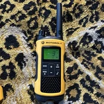 Motorola Talkabout T402 Two-way Radio Black Yellow Walkie Talkie 22 Channels. Fixed Price $22.98.