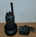 Motorola PR1500 AAH79SDC9PW5AN 32CH Uhf( 1-5)WATT Portable Radio 450-512MHZ. Fixed Price $99.00.